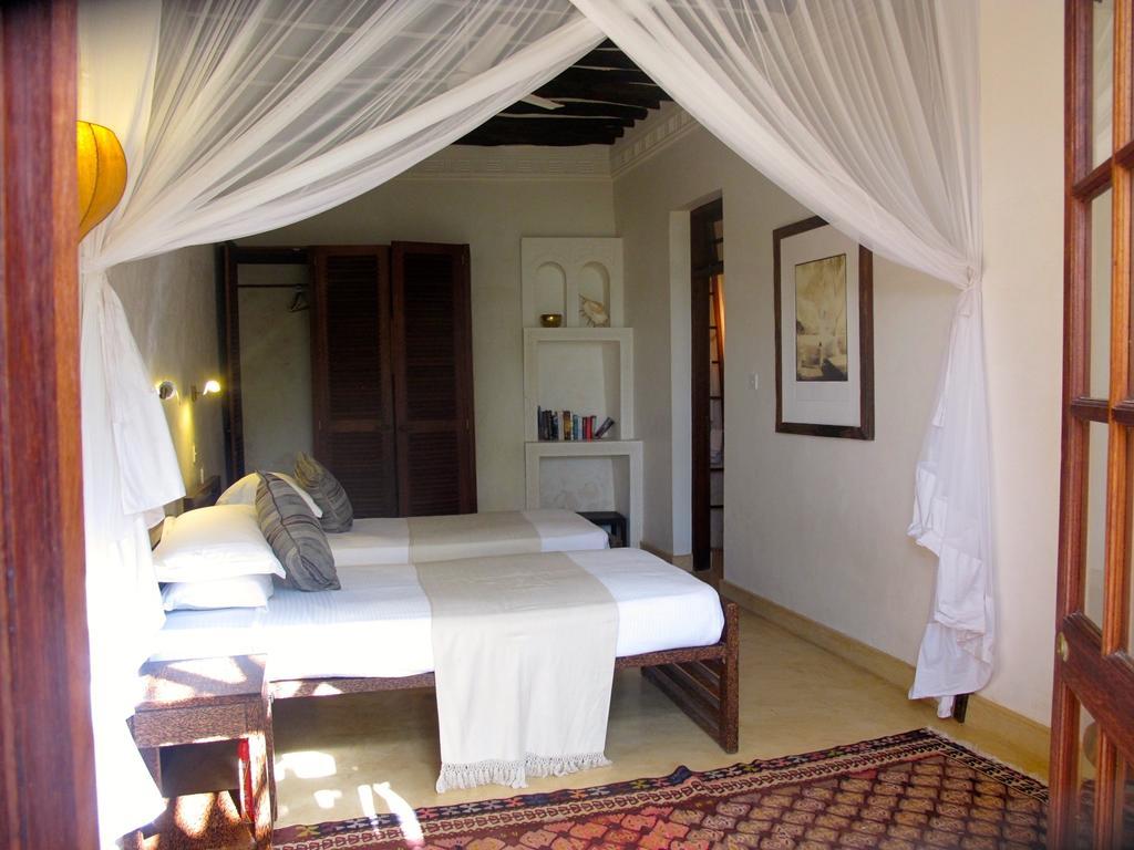 Peponi Hotel Shela Ruang foto