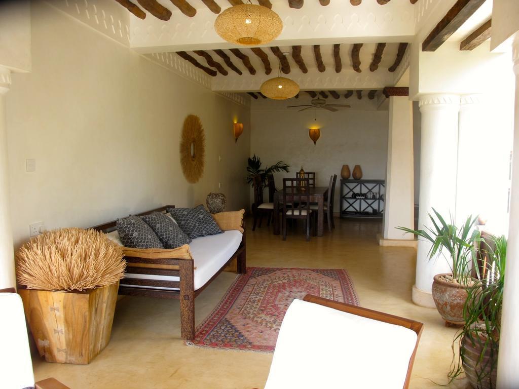 Peponi Hotel Shela Ruang foto