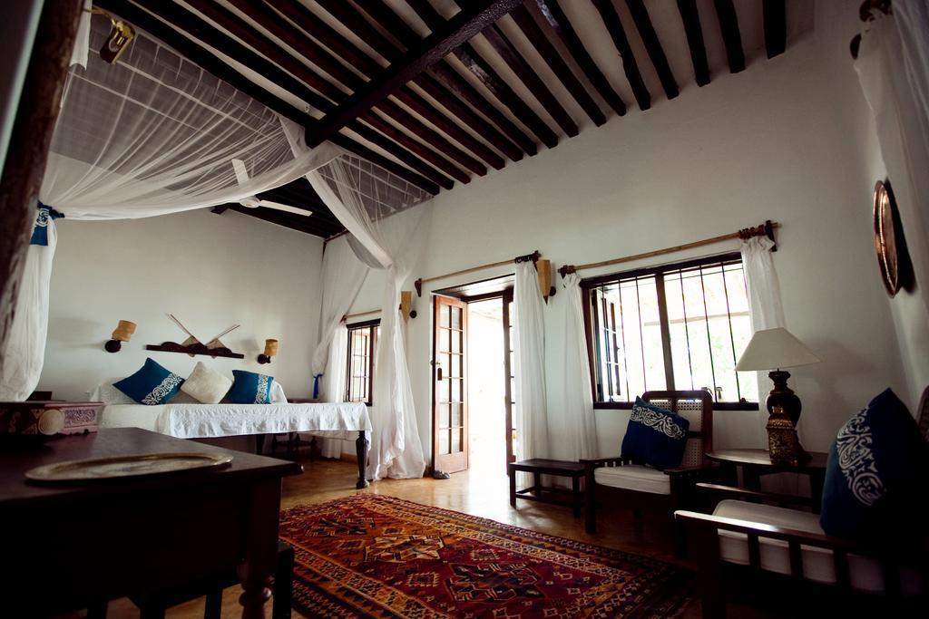 Peponi Hotel Shela Ruang foto