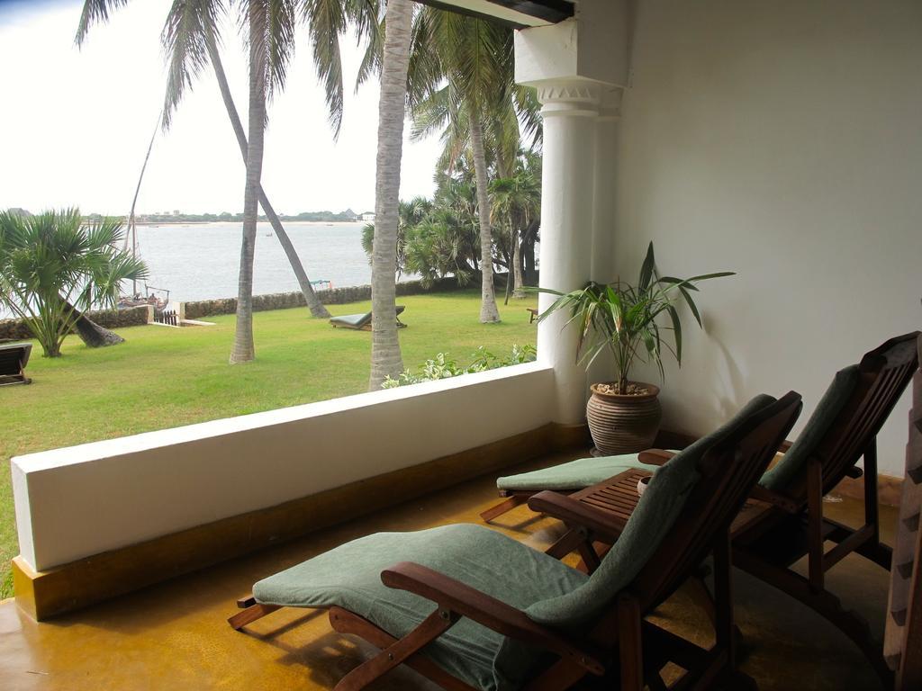 Peponi Hotel Shela Ruang foto