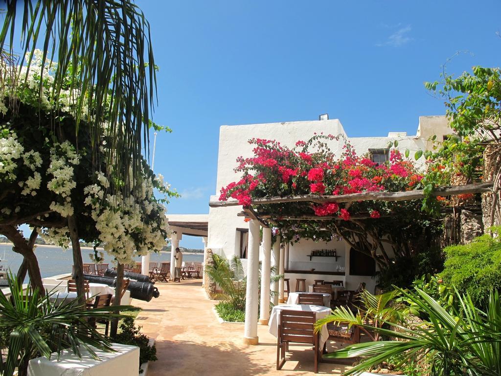 Peponi Hotel Shela Bagian luar foto
